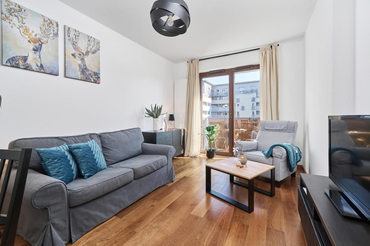 Nowa Teczowa Apartments Promenada Staromiejska By Noclegi Renters Wrocław Exteriör bild