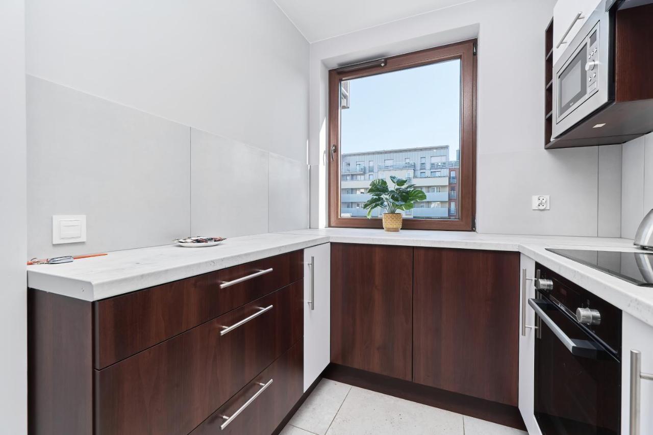 Nowa Teczowa Apartments Promenada Staromiejska By Noclegi Renters Wrocław Exteriör bild