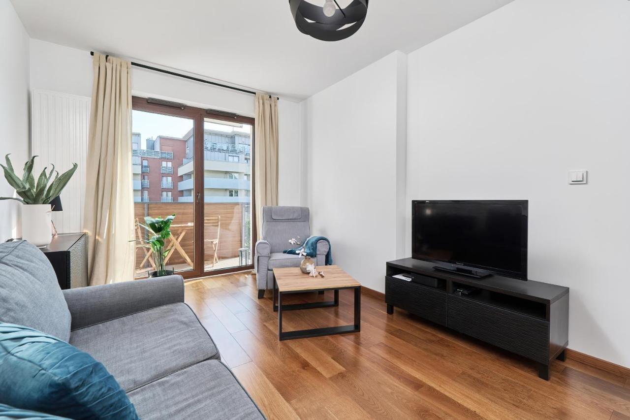 Nowa Teczowa Apartments Promenada Staromiejska By Noclegi Renters Wrocław Exteriör bild