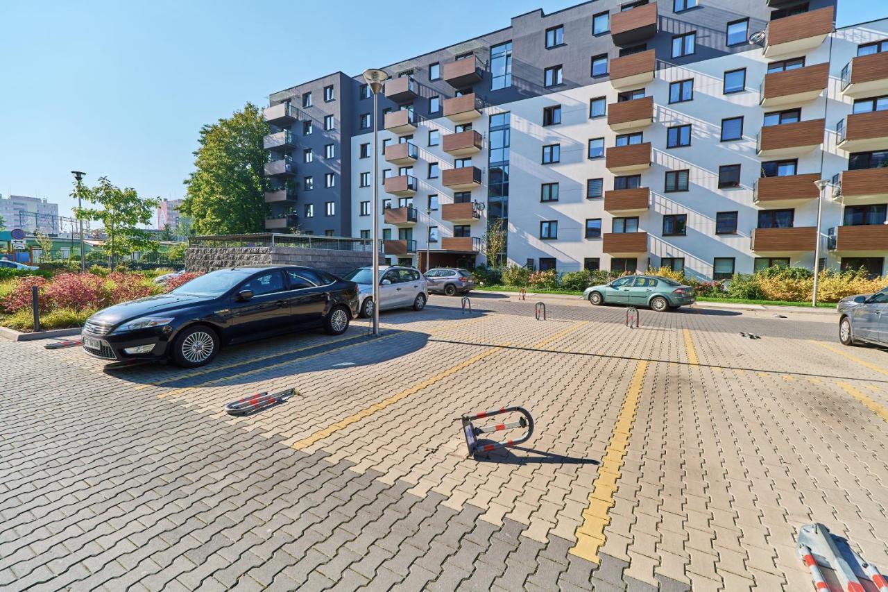 Nowa Teczowa Apartments Promenada Staromiejska By Noclegi Renters Wrocław Exteriör bild