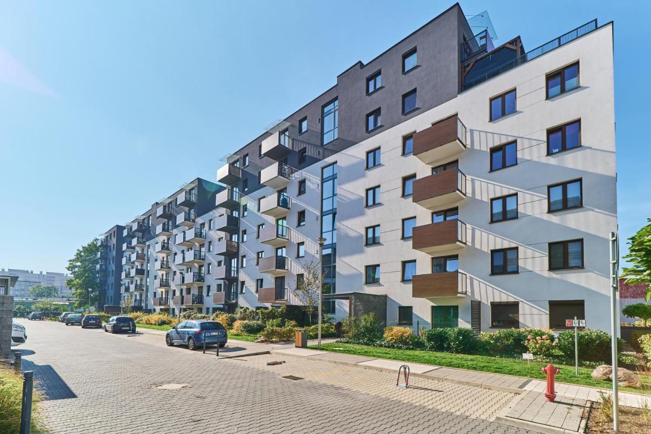 Nowa Teczowa Apartments Promenada Staromiejska By Noclegi Renters Wrocław Exteriör bild