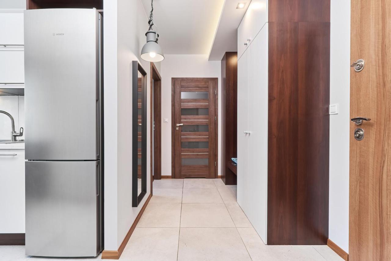 Nowa Teczowa Apartments Promenada Staromiejska By Noclegi Renters Wrocław Exteriör bild